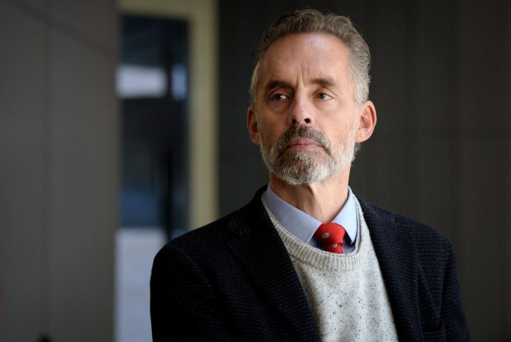 乔丹·彼得森（Jordan Peterson）表示，他已经离开加拿大，搬到了美国