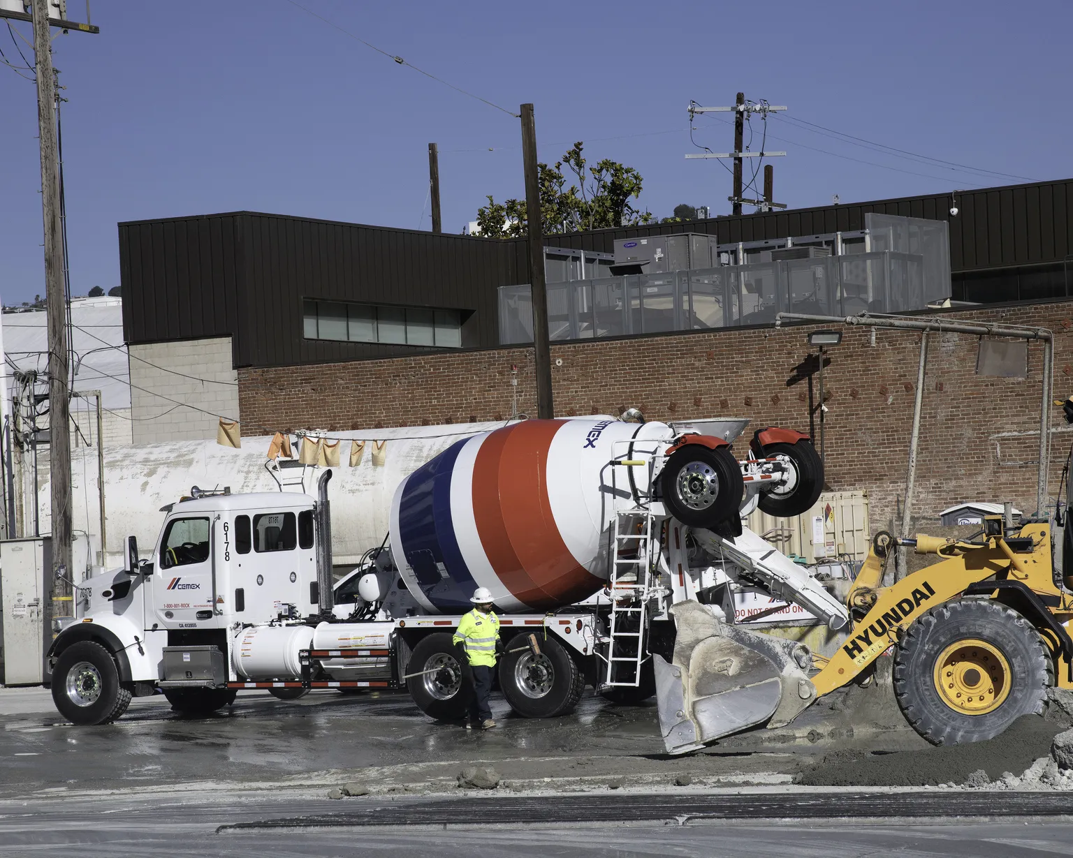 西麦斯(CEMEX):了解增长和多重机会